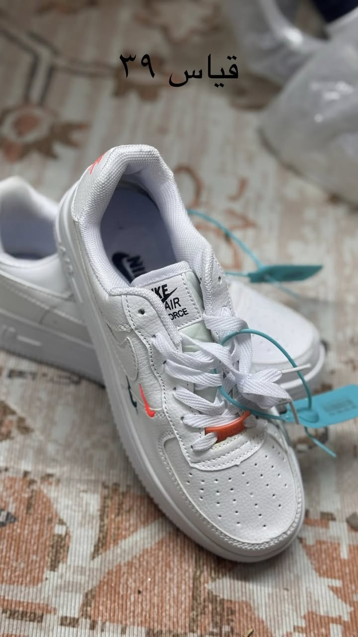 متوفر احذيه ماستر كوالتي عالي باقيات قطع  تواصل عبره الوتساب ***********
