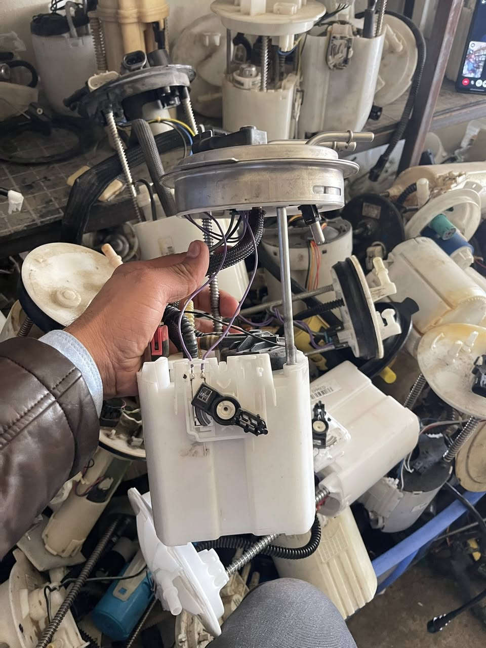 قواعد فيت بم تاهو يوكن شكل قديم اصلي ضمان ٣ اشهر على فحص *********** سعر ٦٥ الف توصيل كل العراق
