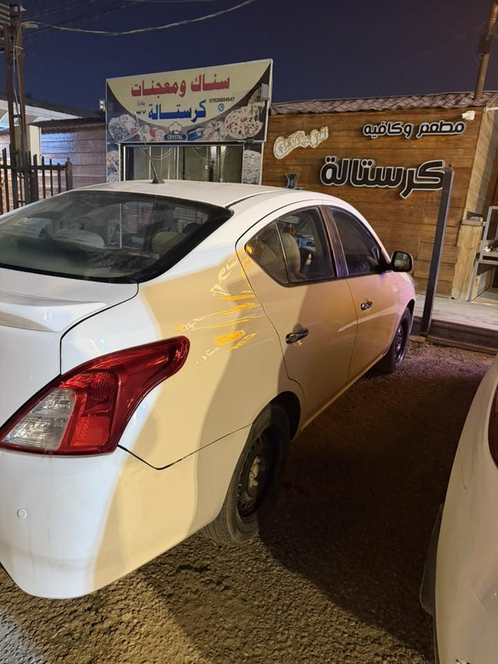 صني 21
قطعتين صبغ باب السدر وجاملغ الخلفي 
وباقي كفاله حداديه ستوني مكملها 100/100
مكينه بلاد علفحص تبريد تدفىه مكاني كوفه 
السعر 105 مجال بسيط تحويل او وكاله حاضر 
***********
