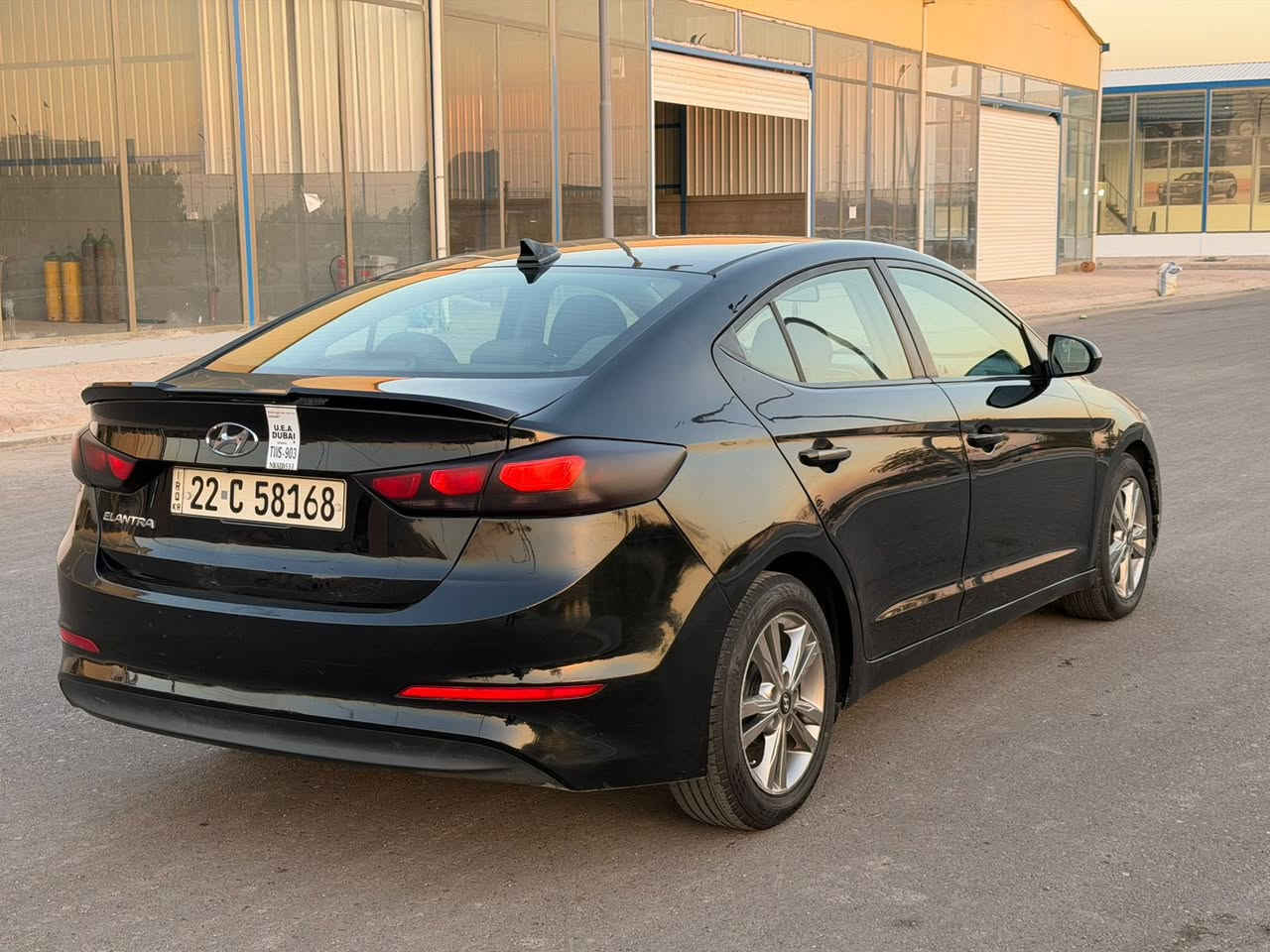 السلام عليكم النترا موديل 2017 معروضه 108 وبيه مجال بسيط جدا  رقم أربيل  دولي باسمي سنويه هزه كله جديد تحويل مباشر مكينه 2000 دوش غير مفتوحه تبريد ثلج صدر امامي خلفي جديد تخم تاير جديد سياره جاهزه كل نقص مابيه مواصفات سياره شاشه كبيره كامره دواره فول تحكمات ستيرن رادرات جانبيه نظام توقف ذاتي قياده ذاتيه وبعد بيه هواي مواصفات (((( سياره داخله كلين بدون حادث بلعراق بيه صبغ اربع قطع بدون دواخل بدون ايرباك  صور حادث مرفوقه ويه المنشور )))) مكان سياره بغداد الاستفسار  *********** خاص مغلق 🔐
