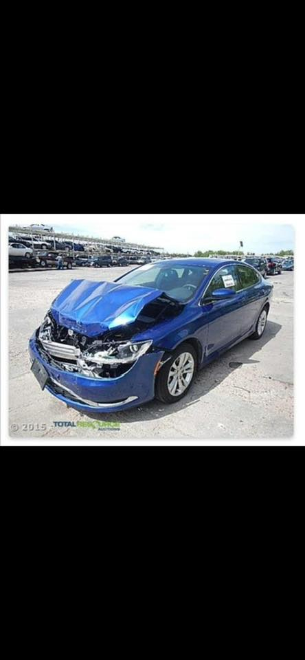 سلام عليكم
c200 2015
فول السياره داخل بيجي فتحه 
رقم بابل 
حادث بس بنيد سطحي موضح بلصور
سياره جاهزه مجهزه 
محرك 2400المرغوب
السعر خاص
للاستفسار/ ***********
