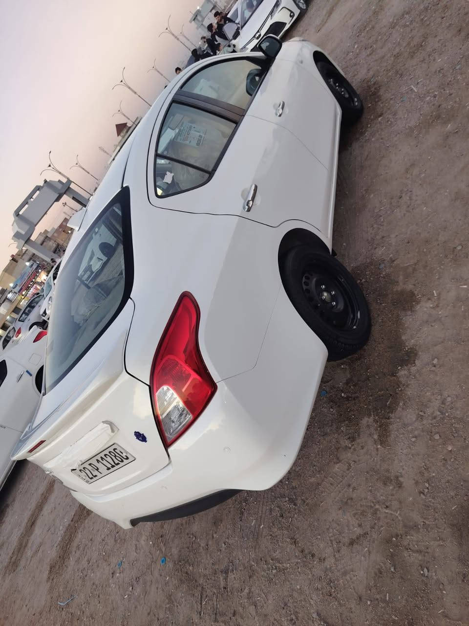 سلام عليكم نيسان هندي بليته زركه مديل 24 كغاله الستفسار عله الرقم مكان بصره المعقل (***********)
