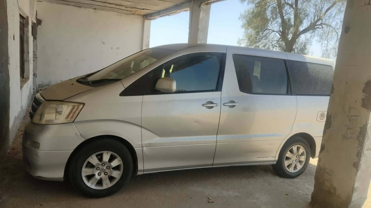 تيوتا الڤارد 2002
مكينه 6سلندر
بيه ضربه باب صدر ويم البك لايت صغيره
رقم ذي قار خصوصي تحويل بنفس اليوم 
سعر 115وبيه مجال
سياره كامله مكمله


**إذا كنت صاحب هذا الإعلان وتريد حذفه لأي سبب، رجاءا أرسل رسالة إلى الدعم الفني**