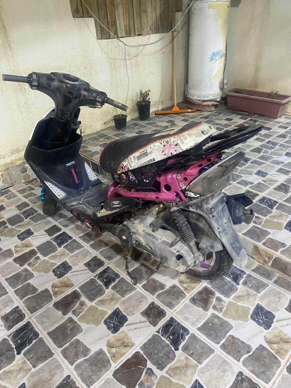سلام عليكم دراجه للبيع الدراجه مليانه تزويد كشن اربع ولفات
فچ وصينيه رياضي 
شيال رياضي 
كلچات رياضي ووياها كلجات wf عوزها بس تصفير
قطره رياضي 
سبايدر اربع ولفات 
وكفراتها موجوده ناقصها بس كابريتر سعر 550 وبيها مجال


**إذا كنت صاحب هذا الإعلان وتريد حذفه لأي سبب، رجاءا أرسل رسالة إلى الدعم الفني**