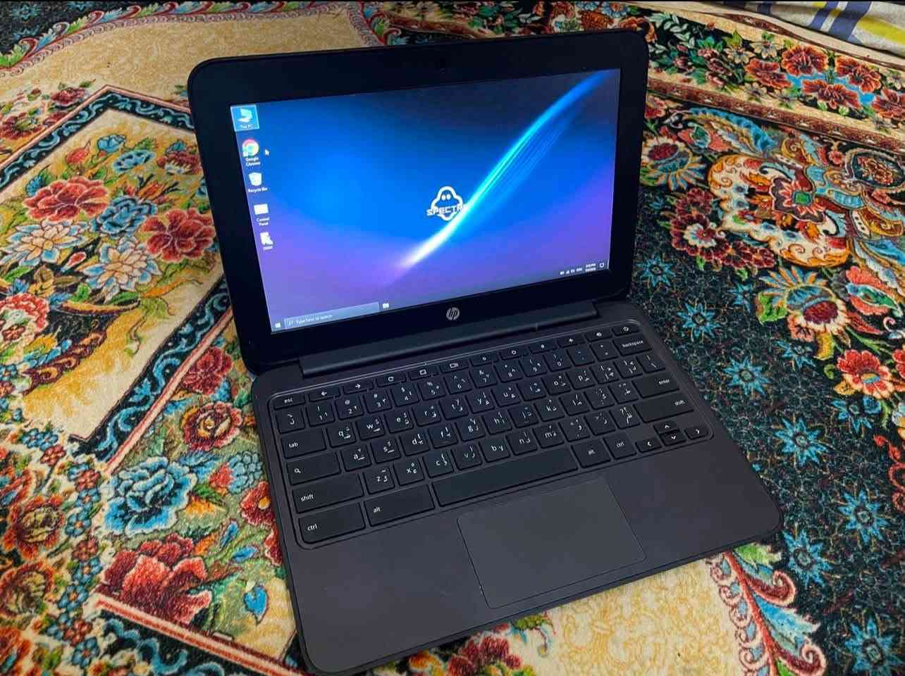 لابتوب HP اقتصادي وعملي جداً – مثالي للدراسة والتصفح اليومي! 💻✨
إذا كنت تبحث عن جهاز لابتوب بسعر مناسب جداً يلبي احتياجاتك اليومية والتعليمية، فهذا الجهاز هو الخيار المثالي لك!
⚡ أبرز المواصفات:
 المعالج: Intel Celeron جيل خامس (أداء مستقر وموفر للطاقة).
 الذاكرة العشوائية (RAM): 4 جيجابايت (تمنحك سلاسة في تنقل المهام الأساسية).
 التخزين: 16 جيجابايت SSD (سرعة ممتازة في التشغيل والاستجابة مقارنة بالهاردات العادية).
 النظام: نسخة ويندوز 10 برو خفيفة ومعدلة (Spectre Edition) لضمان أفضل وأسرع أداء ممكن متوافق مع مواصفات الجهاز.
🎯 الاستخدامات المفضلة:
 مثالي جداً لطلاب المدارس والمعاهد (للدراسة، تصفح الإنترنت، ومتابعة المحاضرات).
 مناسب لأصحاب الأعمال البسيطة (برامج التحرير، تصفح مواقع التواصل، وإدارة الحسابات).
 تصميم متين وعملي وسهل التنقل وحجم شاشة مريح.
📦 الحالة: نظيف جداً وجاهز للاستخدام المباشر (كما موضح بالصور).
السعر مميز جداً واقتصادي! للطلب أو الاستفسار يرجى مراسلتي على الخاص متوفر توصيل جميع محافظات العراق. 📩  ***********
