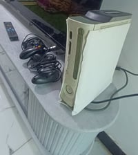 اكس بوكس 😂يشتغل دفعه منو يفيده يراسلني وتساب 07836347501