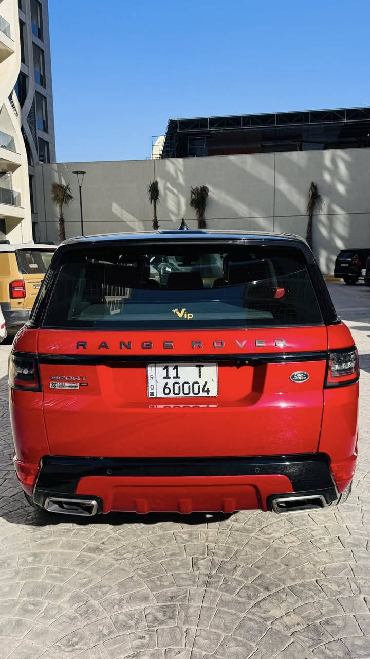 السلام عليكم
للبيع رانج روفرHse سبورت موديل 2022
السياره خليجية وكالة سردار ضمان 
6 سلندر تيربو 
ماشية 42000كم نظيفة جداً 
السياره مكفولة كفالة عامة من كلشي عدا 
بيه رصعة صغيره فوق الباكلايت الايسر
السيارة مغلفة ppv
مواصفات السياره 
ابواب شفط-جكات -كشنات تدفئة
رادارات - حساسات- لايت داينمك
ثلاجة- تنبيه خروج عن المسار 
وبعد بيه كثير من المواصفات 
رقم بغداد مميز يباع مع او بدون حسب القناعة 
باسمي تحويل ثاني يوم
مكان السياره بغداد زيونة او المنصور 
للاستفسار ***********/
