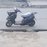 ماطور للبيع وايرمنيه كلها شغاله دراع اصلي تواير جدد شاصي مقوه تكه وحده...