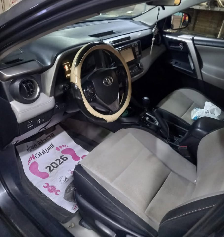 السلام عليكم
للبيع تيوتا راف فور (ToyotaRAV4)2018
وارد امريكي XlE
محرك 2500
رقم بغداد انكليزي
ماشية 35الف kmحقيقي
السيارة كلش نظيفة استخدام قليل 
الموصفات
بصمة تشغيل 
دخول ذكي
فتحة سقف
رادار تحديد مسار
رادار مانع اصطدام
رادار النقطة العمياء
رادار تنبيه المرور الخلفي
صندوق كهرباء
تحكمات استيرن 
نظام قيادة SPORT
نظام ECO
وباقي الموصفات معروفة
السعر 170 وبيها مجال
العنوان بغداد
الرقم :***********واتساب ايضاً
