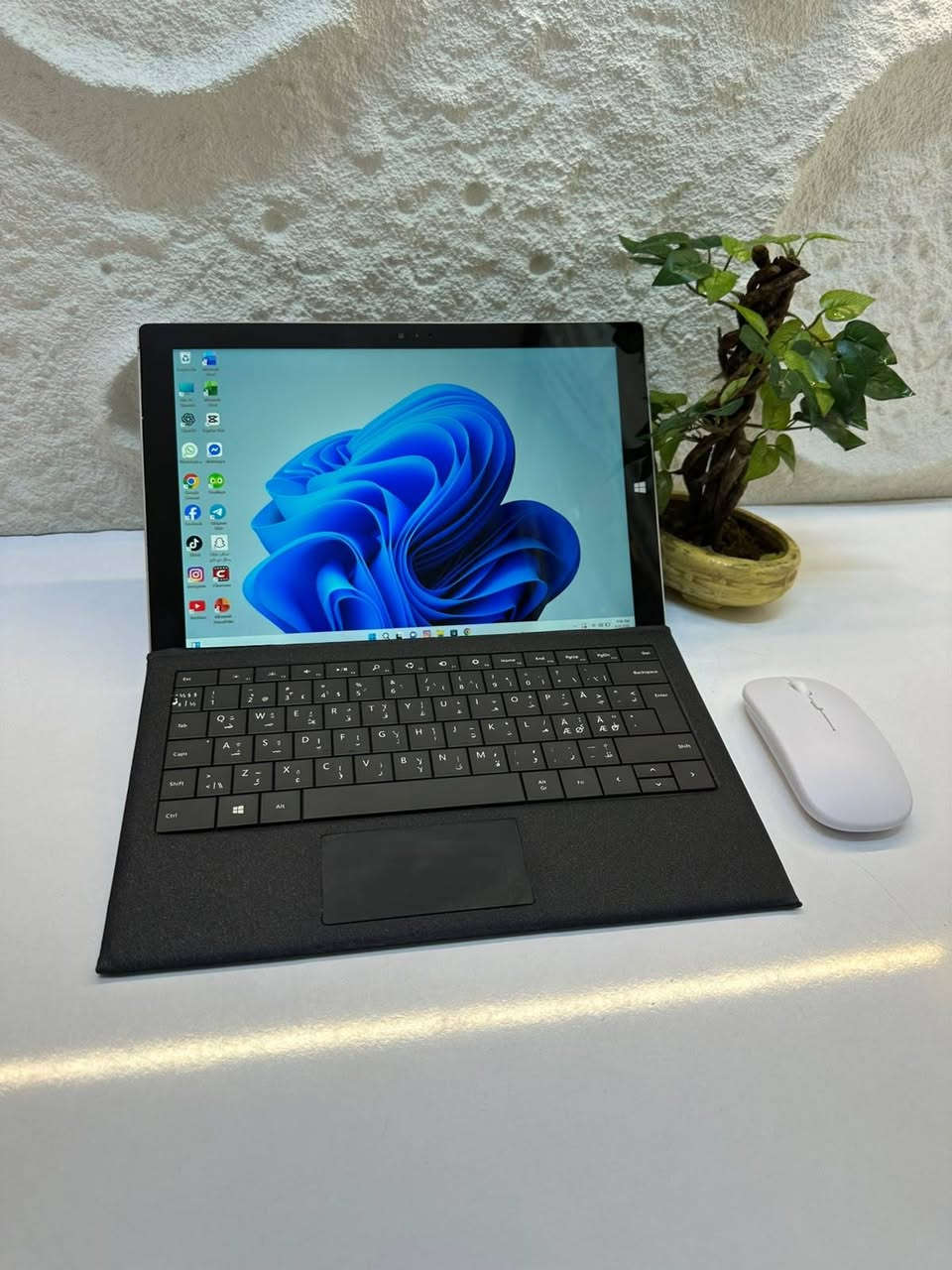 Microsoft Surface Pro 3
💻 جهاز 2 في 1 — لابتوب وتابلت بنفس الوقت!

المواصفات
• المعالج: Intel Core

 i5-4300U @ 1.90GHz – 2.50GHz

• الرام: 4GB

• نظام التشغيل: Windows 11 Pro
• شاشة لمس بـ 10 نقاط

 الملحقات
✅ كيبورد أصلي
✅ ماوس
✅ حقيبة
✅ شاحن الجهاز 

يحتوي الجهاز على كافة التطبيقات الأساسية و تطبيقات الطباعة و تحميل اي تطبيق انت بحاجته مجاناً 

🛡️ ضمان سنة كاملة من تاريخ الاستلام

السعر: 175 الف فقط مع التوصيل لكافة محافظات العراق 

📩 للطلب والاستفسار: راسلنا على الخاص أو على الواتساب ***********

