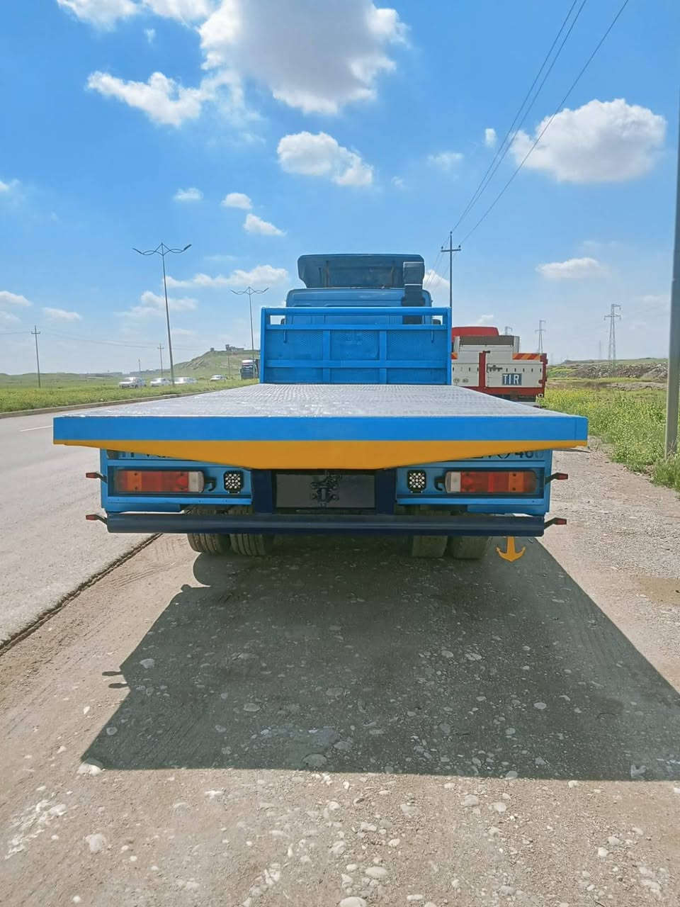 سلام عليكم لبيع فالفؤ مؤديل 1989 بل سنوية كرين بسمي رقم أربيل تحويل تاني يوم سيارة كامل مكمل أيي نقص مابي بلادي شاصي طويل شاصي تخين كير محرك بشرط محرك مجفت جديد تانكي هيدرؤليك مع وينج بي بس نقص كرين مكان كركوك 
سعر 160 
***********
***********
***********

