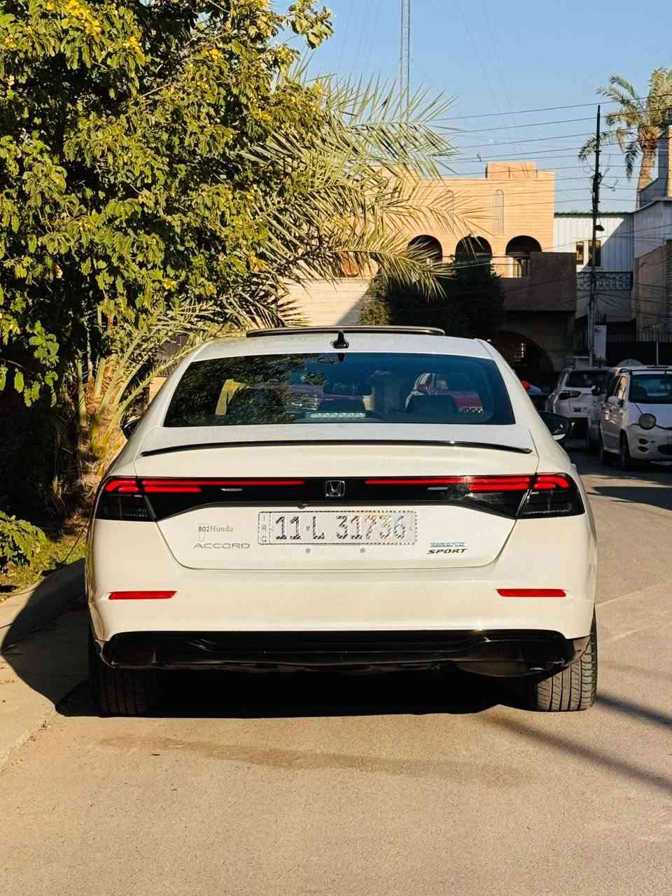 🇯🇵Honda Accord🇯🇵
🔥للبيع 🔥
 🦅 هوندا اكورد فئة سبورت - L 

🔹الموديل /2023 
🔹اللون / ابيض صدفي 
🔹المواصفات 1/1 فول 
🔹بصمة ابواب و تشغيل
🔹شاشة  ابل كار بلي و أندرويد اوتو 
🔹توقف ذاتي عند الرجوع الى الخلف
🔹مقاعد كهرباء 
🔹مرايات هيتر ورادار 
🔹تثبيت مسار  
🔹 رادار امامي + خلفي
🔹مقاعد جلد. + تدفئه 
🔹 نقطة عمياء 
🔹كاميرا دواره خلفيه 
🔹تحكم ستيرن فول
🔹محرك 2000  هايبرد
🔹سلايد 
🔹تشغيل عن بعد
🔹وباقي المواصفات المعروفه 
🔹ماشية 29
🔹ويل كب 19 بلادي 
وارد امريكي ضررها فقط ربع جاملغ معدل ومصبوغ
صور الحادث مرفقه بالمنشور سياره جديده بمعنى الكلمه 
السعر //// 213 بيها مجال شويه 
        للاستفسار الاتصال على الرقم 
***********  اتصال 
***********  واتساب
