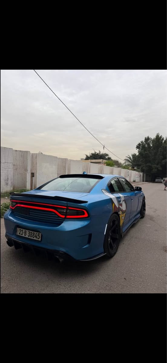 السلام عليكم للبيع جارجر 6400
 سكات باك سوبر تراك باك٢٠١٨
ماشيه ٥٣ الف 
حادثه جداً بسيط بدون لغد بدون شاصي بدون ايرباك بنيد فقط مبدل ومصبوغ وشبر بالجاملغ الايسر الخلفي كلير مو اكثر من شبر 
تراي زيرو سياره جاهزه صدر تايرات دسكات 
مواصفات السياره 
شاشه كبيره كار بلي
تشغيل عن بعد
شفتات ستيرن
كشنات كنتاره وجلد 
كشنات كهرباء 
كشنات الاماميه تدفئه تبريد
الكشنات الخلفيه تدفئه
خزن ميموري
كامره دواره 
حساس خلفي 
رادار جانبي
مري قلاب 
نقطه عمياء
مري تدفئه 
ستيرن تدفئه
الاظافات الي ع السياره
بيه دركه فور جت الياف طبيعي
بيهه ويل نجمه خسفه قويه اصلي 
تايرات خلفيه ٣١٥ امامي ٢٧٥
لد تكساس 
كت لحايه لامع
بيهه اويل برثر 
شوته K&n
اويل كاج كان
ستريس بار اصلي 
بيهه برمجه مصطفى ايگل 
كت اوف وطلقات وببكورن
سياره مكينه كير مكفولا وكلش قويهه 
فول نعومه 
السعر ١٩٠ وبيهه مجال للطيبين الماعنده ياخذه بلاش
مكاني بغداد حي توس افاق عربيه
*********** تونس
