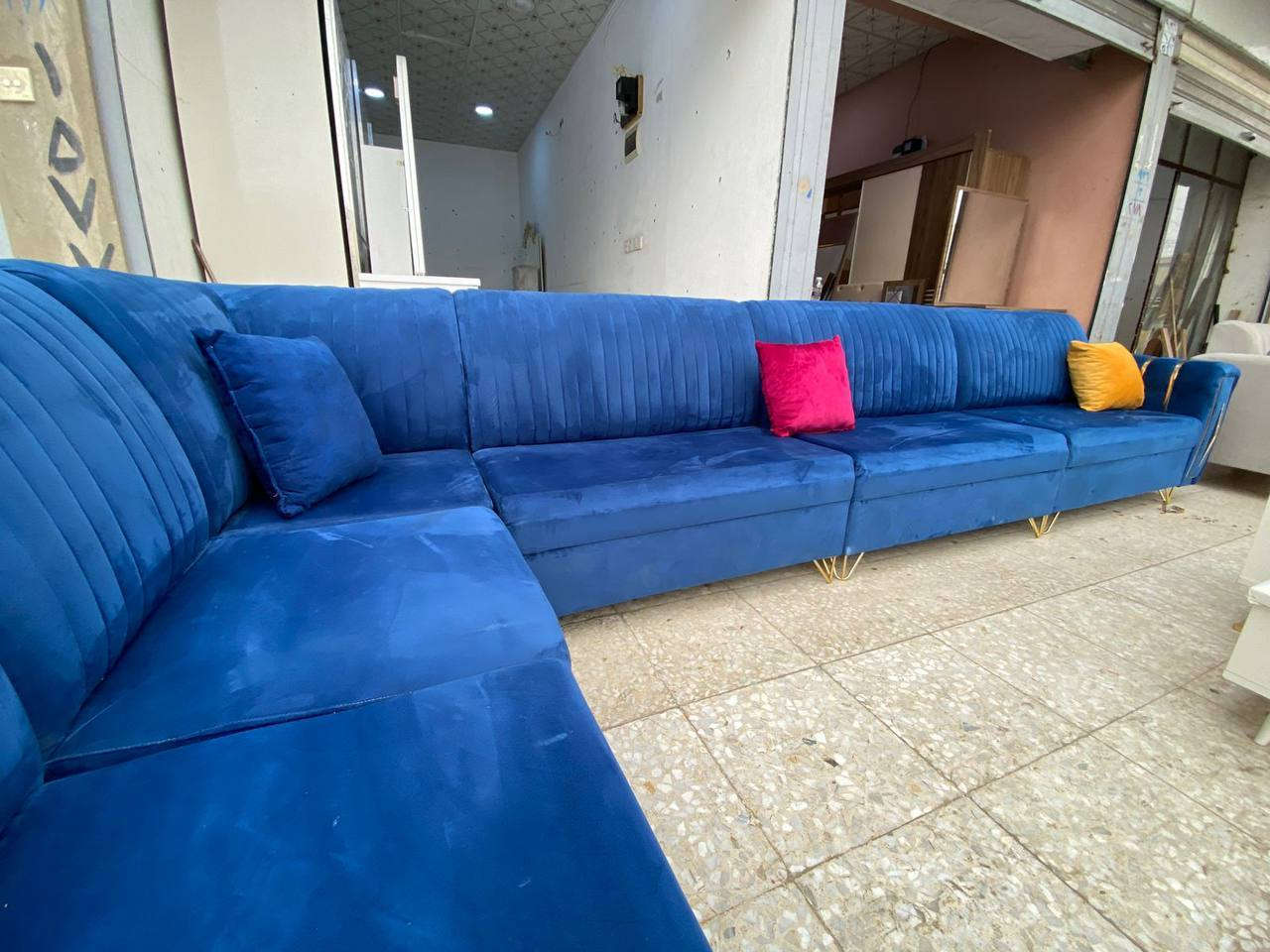 معرض الاخوين ديوان تركي لبيع نظافه فول مستخدم شي قليل7نص متر سعرها 250الف
 وعدنا توصيل داخل الموصل شراي خاص او استفسار ***********واتساب
