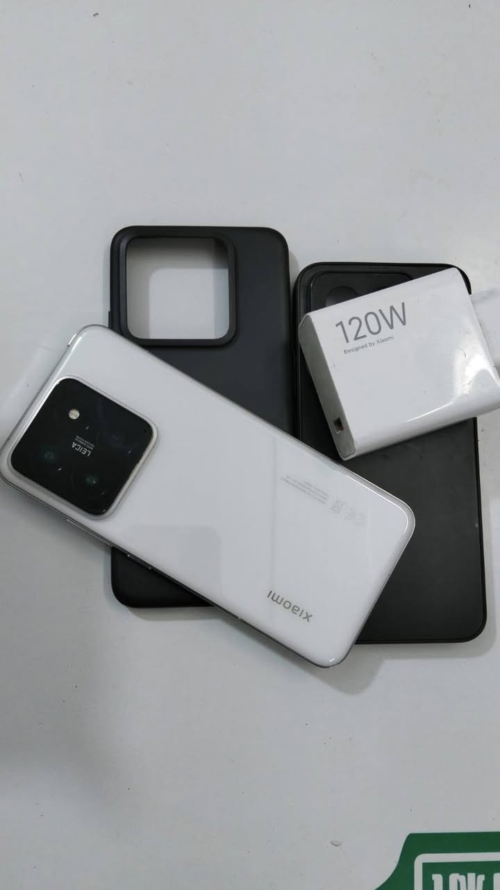 سلام عليكم ورحمة 
شاومي 14 العادي 
ذاكرة 512 رام 16 
معالج Snapdragon 8 Gen 3
نسخه عالمي 
نضافة 100 
ويا شاحنه وكفرين فقط ..
عنواني بغداد قريب ع كاضمية 
السعر 475 الف قفل من الاخير 
او مراوس بسامسونك


**إذا كنت صاحب هذا الإعلان وتريد حذفه لأي سبب، رجاءا أرسل رسالة إلى الدعم الفني**