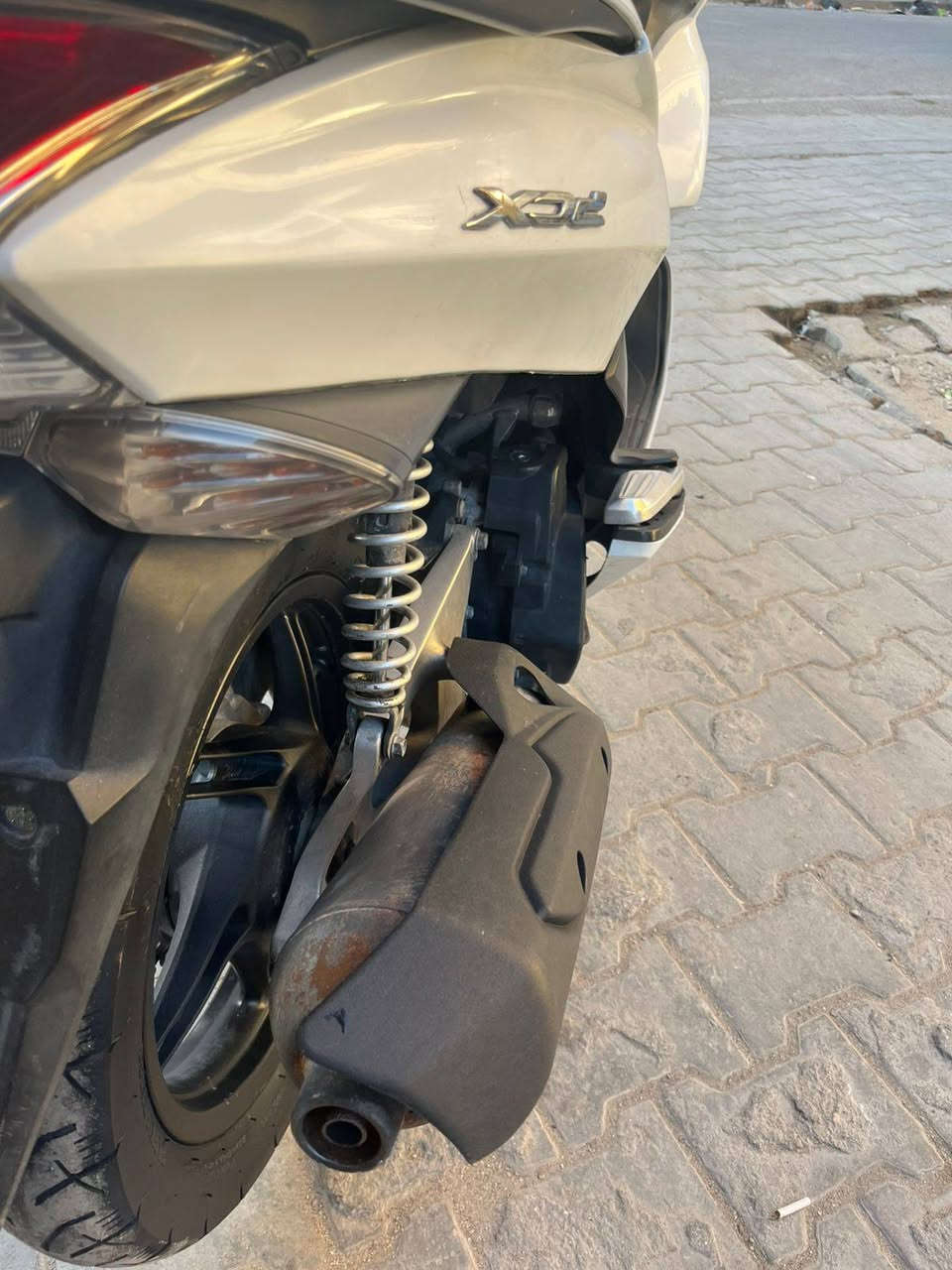 دراجه pcxجيل الاول  الدراجه  ياباني كفرات ابلاديهه رمبه موديل 2016,,,,,,,,,,,,
حساس ازدحام,,,,,,,,,,,,,,,,,, 
دراجه كامله أستان كهربائي   لا تبخير. ولاتنقيص الدراجه مكينه لوك شلعه معدل خير من الله  احلا من الصور مال جناي المكان بغداد الكرخ  دراجة مكفوله اي نقص مابيه السعر( مليون 250)
وبيه مجال الاتصل
***********
