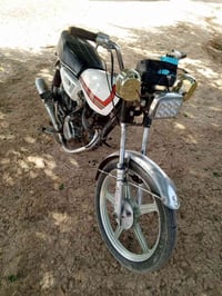 عندي هاذي الدراجه البيع الموديل 2017 الكهربائيات عاطلة السعر 250 وبي م...