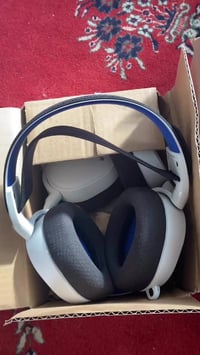 7p+ 7+ • بدون ملحقات • سماعات