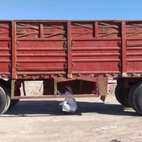 للبيع مقطوره للتواصل ع الارقام فقط 07804051072