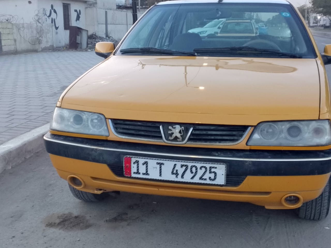 بيجو موديل 2016 مكفولة من الاضربه وتبديل بيها صبغ شويه بل بنيد وشويه بل داير الخلفي فقط مكينه وكير وتبريد صدر جدد تخم تاير جدد سنويه ورقام هيئة جدد مصفره كلها تحويل مباشر السعر 42 وبيها مجال مكاني بغداد ***********.         ***********
