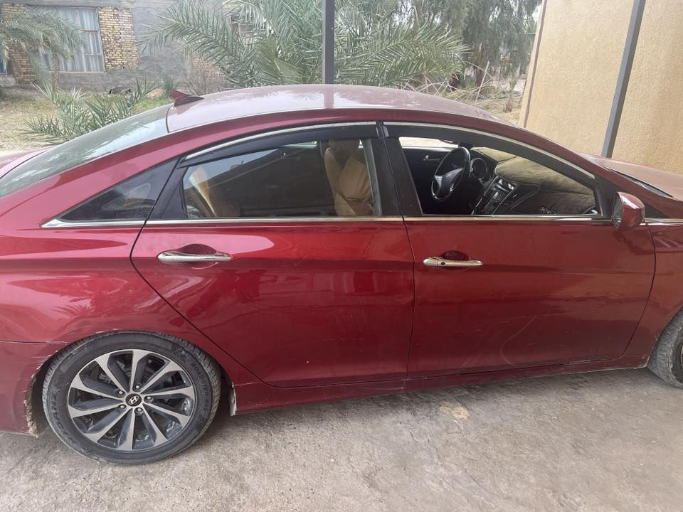 سلام عليكم سياره لبيع سوناته مديل 2011 سياره حلوه وكلشي بيهاا جديد حدثها بس بنيد مثل ما واضع بل سونار ومحركها بدل جديد سياره مكفوله من كلشي بس من عده بنيد وشويه بصفحت صدر شويه بيه طخطخات بل تصال كلك عليهن محرك حجم2400 مكاني بابل قرب جامعه مستقبل التصال وستفسار عله رقم ***********
