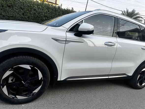 تحيه طيبه الاخوه الأعزاء سورنتو ٢٤ زيرو كفاله عامه ٤ سلندر فول موصفات للاخير داتا شو بانراما ٧ راكب صندوق كهرباء ماشيه ١ اللف فقط مكفوله كفاله عامه ترقيم اب اسم المشتري السعر ٢٨٦ قفل مكان السياره بغداد العامريه 
***********
