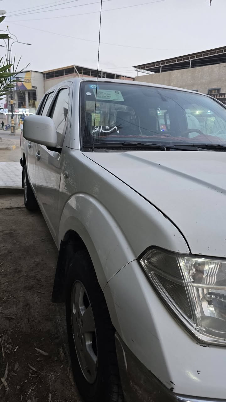 نفارا ٢٠١٠
السيارة جاهزة عدا ملاحظات بالبدي ، وتبديل جاملغ. 

كير محرك ،  ، حدادة ، تخم تاير تمام. 

شاشة وكامرة مشدودلها ، منظومة تبريد جديدة . 

باسمي . 

السعر ٨٧ ورقة وبيها مجال ان شاء الله للطيبين. 

التواصل 

***********

البصرة، ابي الخصيب
