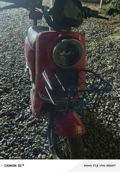 السلام عليكم موطور شحن R900 من شركه الريانبطاريات 30امبير صار يومين من شديتهن السعر 550بي مجال شي قليل استفسار خاص أو اتصال ***********
