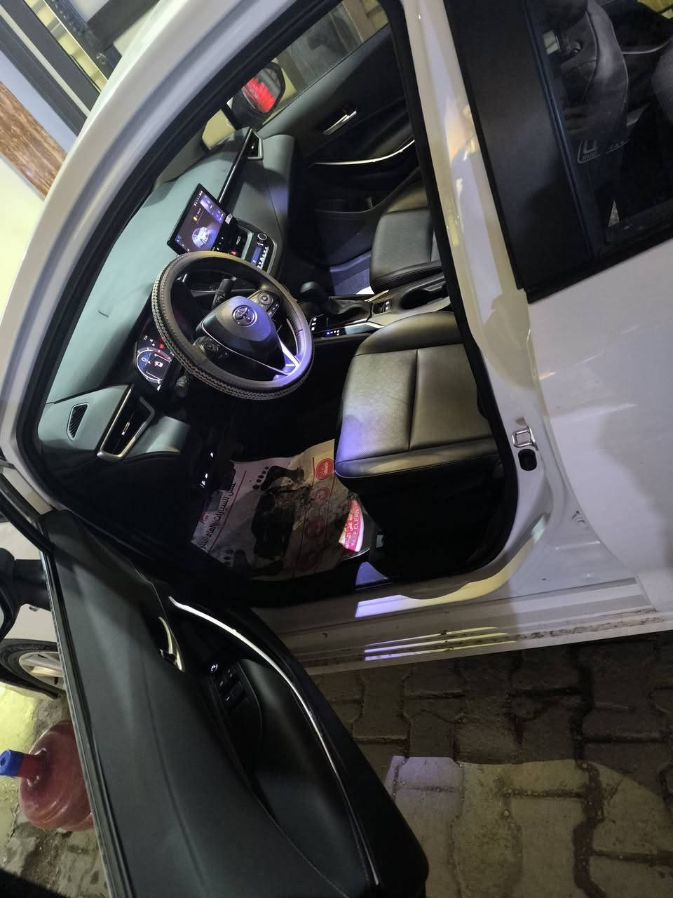 السلام عليكم
للبيع كورولا هايبرد 2025 سيارة جديده ومناقصها شي ماشية 6000 بيها أثر شخوط بالدعاميه الامامية والخلفيه موضحه بالصور وبيها شخط بالمراية الجانبيه الي بصف السائق وكلهن مسويهن

 السعر : 165 ورقه وبيها مجال بسيط 

ملاحظة ( ما ابيع البياع شراي لان اريد احول مباشرة بأسم المشتري تحويل ثاني يوم ) مكاني بغداد الحرية

للتواصل واتساب : ***********
