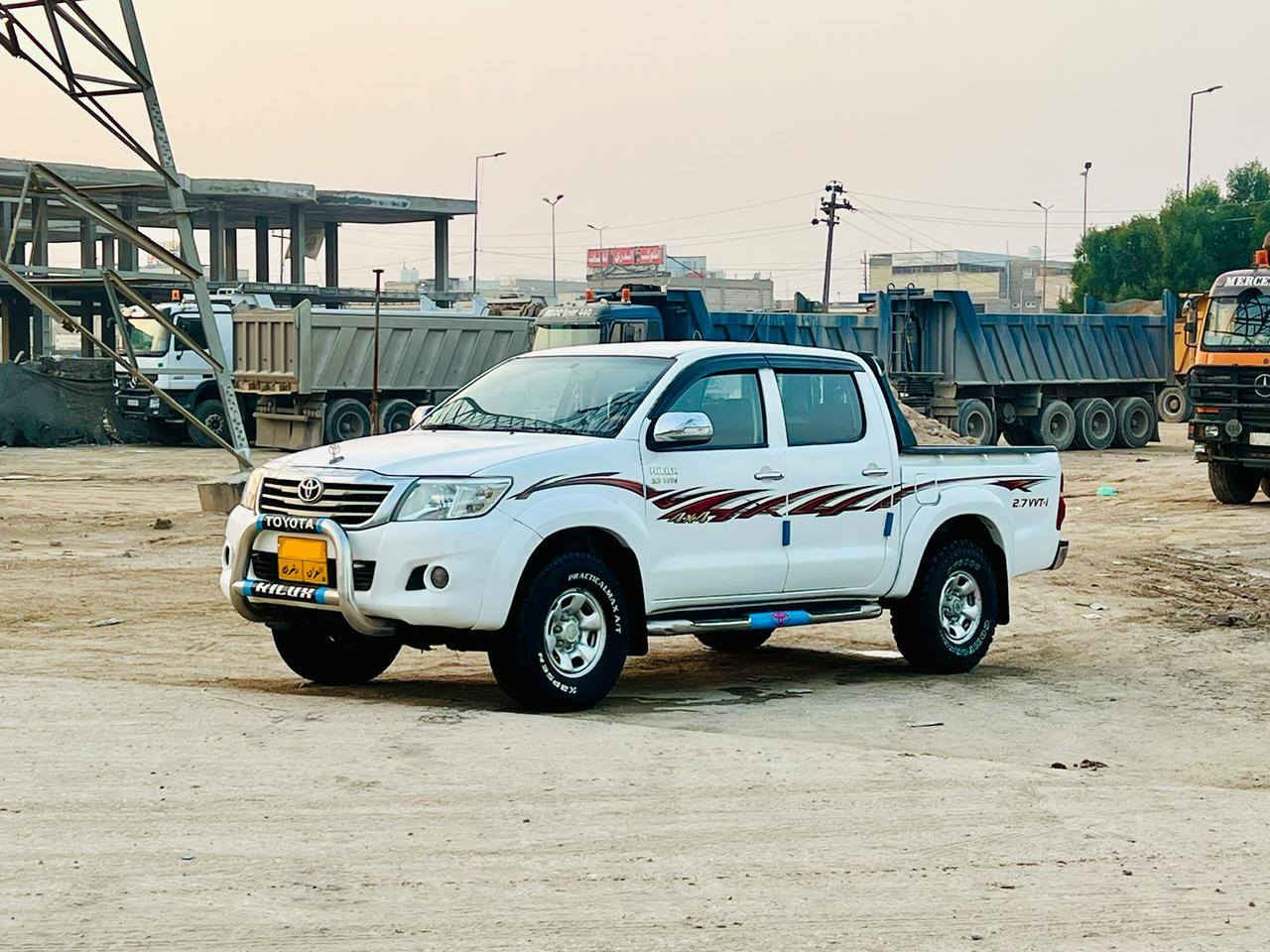 السعر💵  158 الاتصال ***********
هايلوكس فورويل موديل 2012 كير عادي سياره 👈بانزين سعوديه اصل ام دعاء 

 بيه 3قطع صبغ بدون دواخل شرط السونار تفحص وين ميعجبك🌹

مكينه وكير وحداديه جدد تخم تاير كهربائيات كله شغاله تبريد ثلج سياره مال جناي وترايه كلش  جديد ✅

مكانه #نجف
