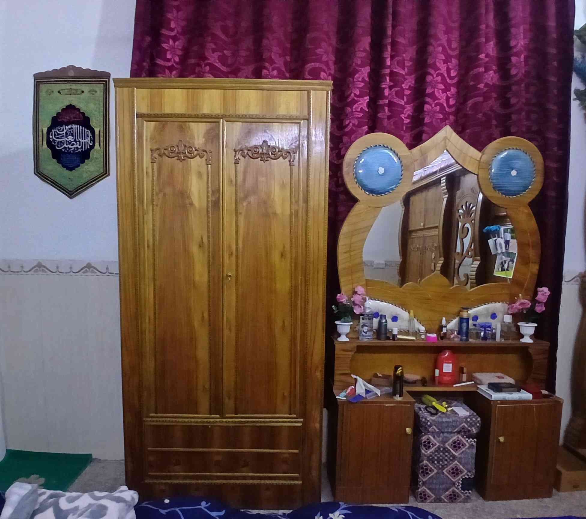 غرفة نوم نجارة عراقي مستعملة للبيع اخذناها قبل سنة
السعر: 900 وقابل للتفاوض البسيط
​📍 الموقع: كربلاء حي العباس الفرع الاول 
🚚 النقل والفك: على المشتري.
يرجى المراسلة على الخاص (Messenger) 📩
أو الاتصال على الرقم: [‎***********] 📞
