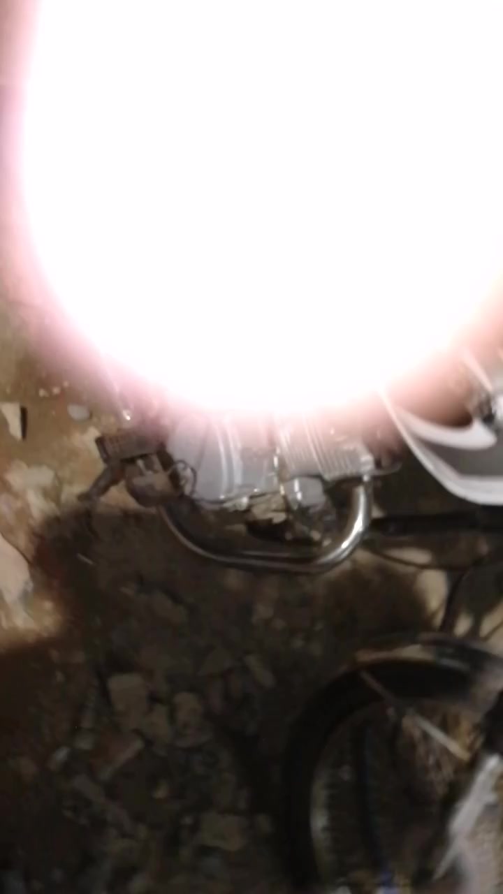 للبيع ساخت 2020 السعر 400الف كلو شغال محرك مفتوح ***********موصل
