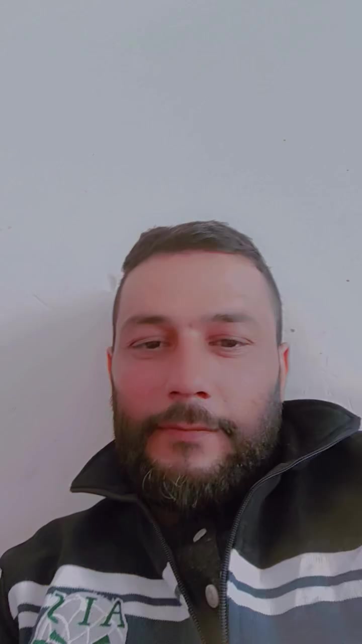 للبيع بيت بدون تصوير حلو ومرتب كل التفاصيل داخل الفديو ***********
