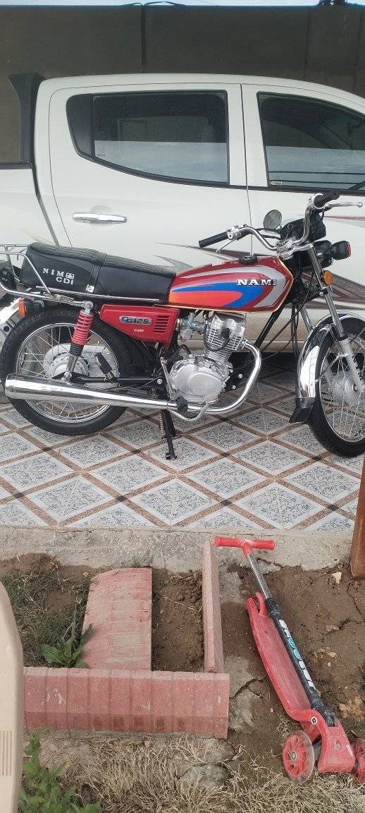 السلام عليكم 
للبيع دراجه نامه  موديل 25زيرو بعده جديده  اوراق اسكنر وصل معرض موجود بدراجه مكفولة كفالة عامه  شاصي رفيع  3 احرف   اوراق اسكنر دراجه شلعه أو معدل فول مكان الديوانيه الاستفسار عن الرقم ***********
فدوه ما يعجبك المنشور لأ اتعلق واله تتصل واله اطب خاص  السعر 675 او بيه مجال بسيط كلش
