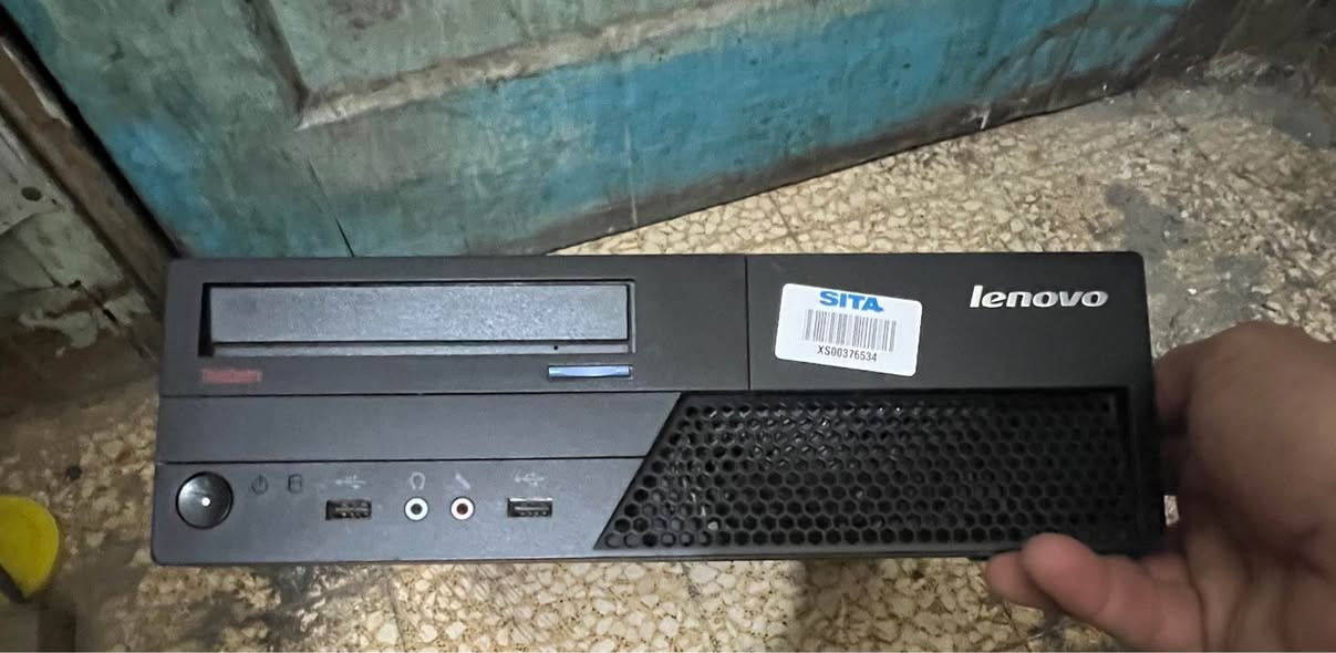 11كيس كمبيوتر مكتبي مال شركات مؤسسه 
للبيع مفرد او جميع المفرد سعره ٣٠ ألف 
المواصفات غير معلوم الماركات لينوفو اكثر احتمال تاريخ الصنع ٢٠٠٨ 
تفيد تصفح وأعمال أو اللعاب خفيفة او قطع غيار 
*********** بغداد, العراق
