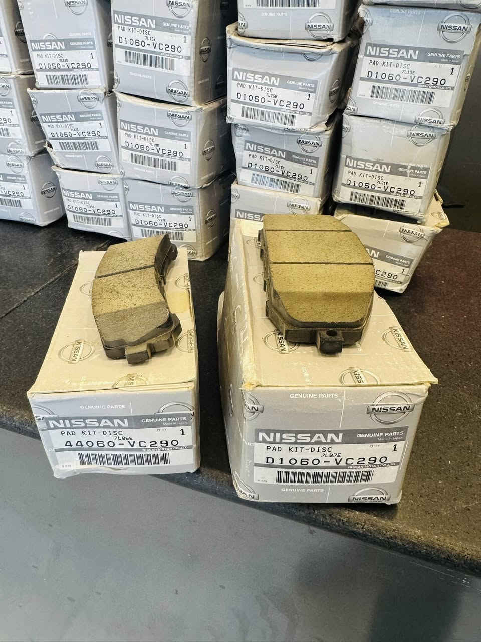 على بركة الله ✨💜
بمناسبة حلول شهر رمضان المبارك 🌙
رجعناا كررنا عرض 🎈🎈
دسك امامي +خلفي نيسان باترول 🔥
أصلي شركة 🇯🇵✅
السعرر 145ألف 💸 فقط 💣🔥
(🚛متوفر توصيل لجميع محافضات🚚)
موقعناا 📍:الكرادة شارع 52مال مولدات 
الاتصال ☎️:***********.
