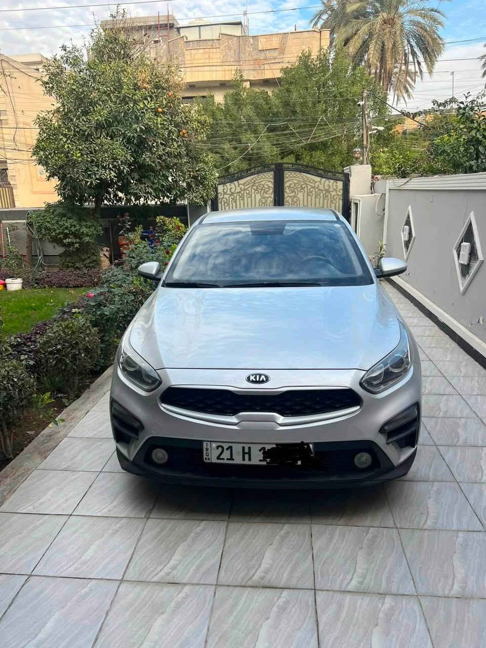 كيا سيراتو 2020 خليجي جديده لوك لوك
مكفولة كفالة عامة 
مكينة 1600 دوش
كير AT المرغوب
شرط بانزين عادي لا دوانز
تبريد ثلج

ماشية 114 ألف كيلو فقط وحقيقي
مال جناي وما متعوبه
صدر زيرو
كهربائيات كلها شغالة
هزة جديدة
باسمي تحويل مباشر
رقم سليمانيه 
مكاني: بغداد البلديات 
السعر 143$
رقم
***********
