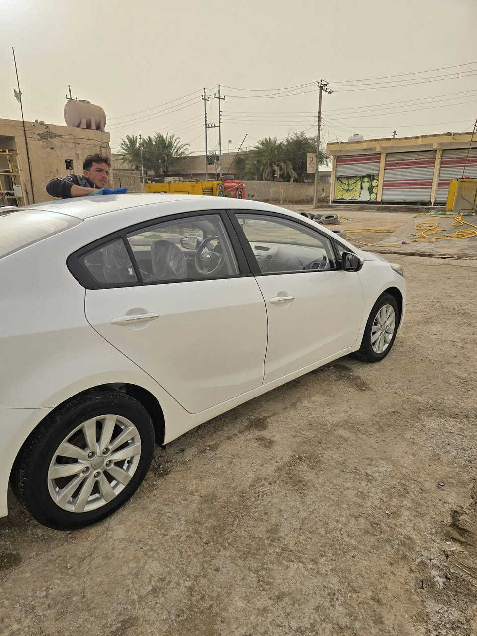 كيا سيراتو مديل  2016 مكفولة كفالة عامة
مواصفات تحكم استيرن
إشارة بالمري 
المري شفط  ماشية 94 الف
رقم بغداد باسمي مداور ثاني يوم 
المكان _السماوة.   السعر 143 وبيه مجال
للاستفسار ***********
