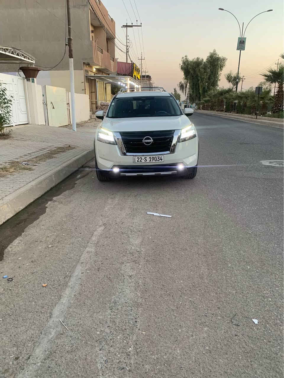 نيسان باتفاندر  
موديل 23
فول بلاتنيوم
ضرار بونيد بلدي مبدل وجاملخ سكن بي شبرين صبغ بدون شاصي 
سعر 295$ وبي مجال 
*********** دكوك, كركوك
