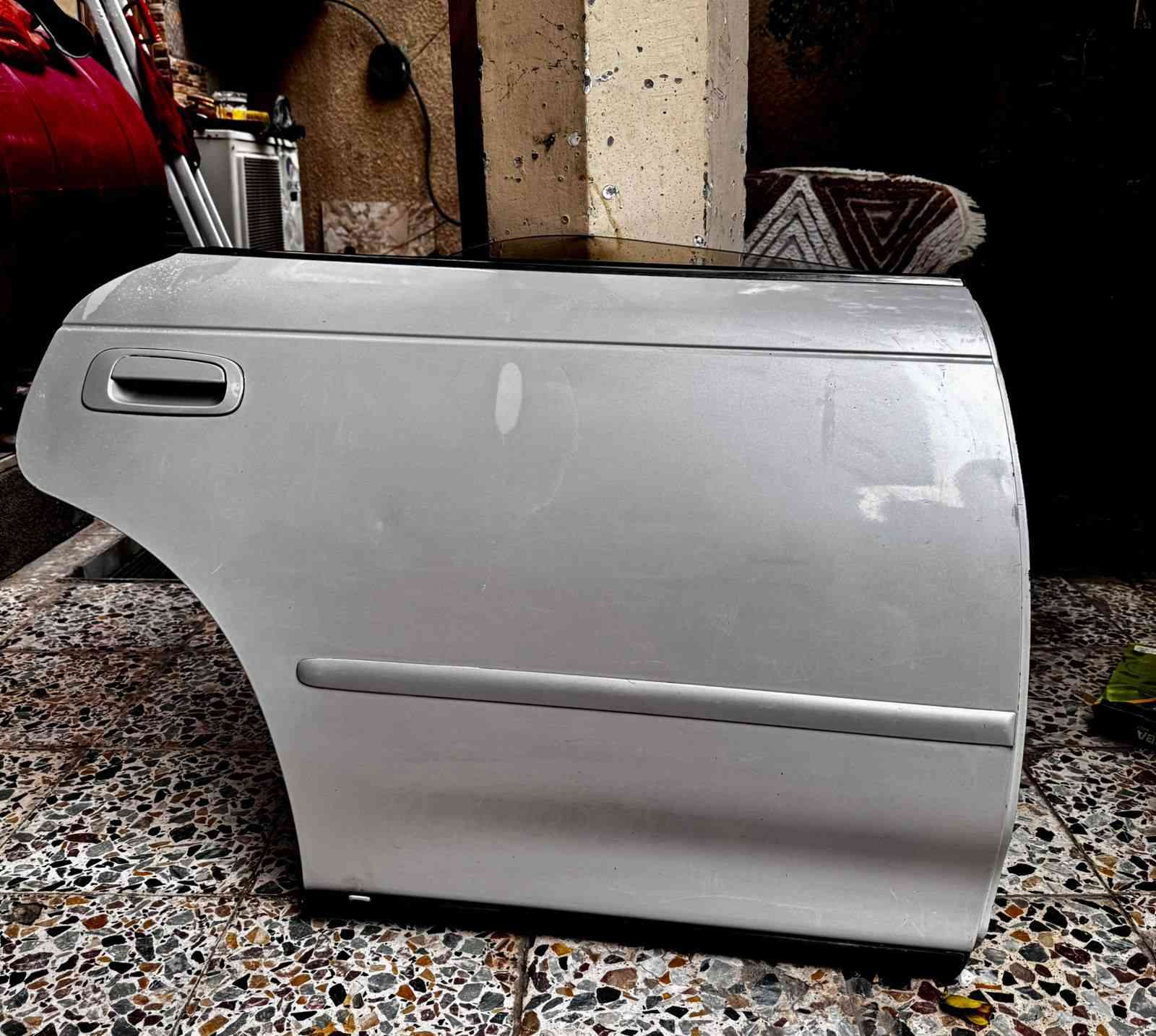 السلام عليكم مجموعة غراض محور الباب مال حاوية وبعض الغراض كذلك نظيفة واسعارهن مناسبة
للاتصال ***********
