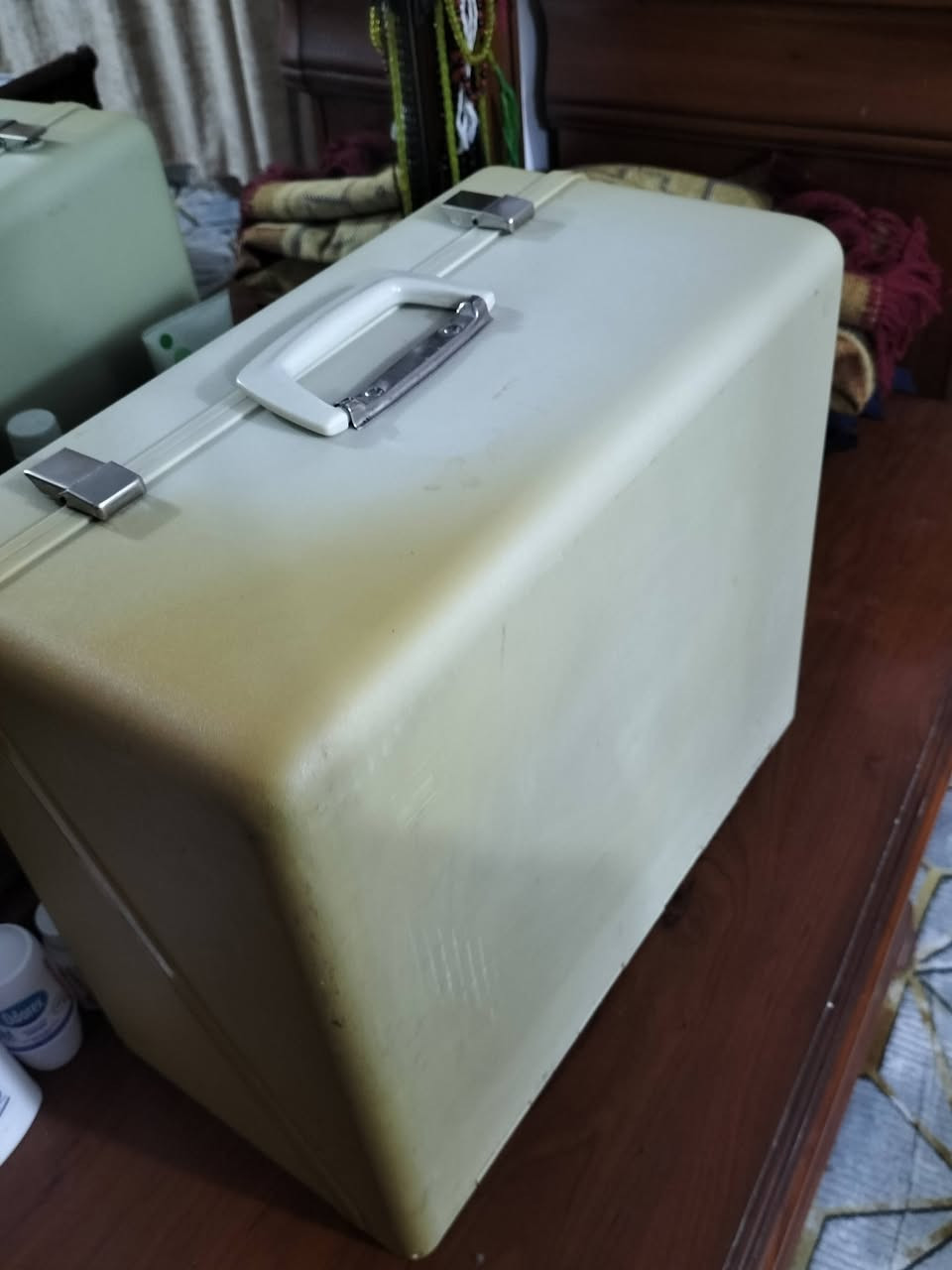 عندي مكينتين للبيع كلش نظاف استعمال كلش قليل..دزوهن الي من اوربا يعني ما متعوبات ابد..الشراي يدخل خاص


**إذا كنت صاحب هذا الإعلان وتريد حذفه لأي سبب، رجاءا أرسل رسالة إلى الدعم الفني**