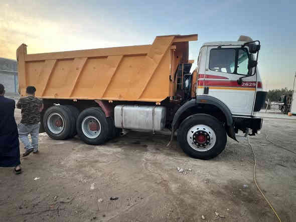 للبيع موديل ٨٢ محدثه كرواتي كير ١٦٠ مجموعه نص مكينه ٨ الصوف ولابخار  اصل راس ومحولهً قلاب رقم واسط تحويل مباشر مكانه بابل معرض ابو عمار السعر ٢٧٥ وبيه مجال ***********
