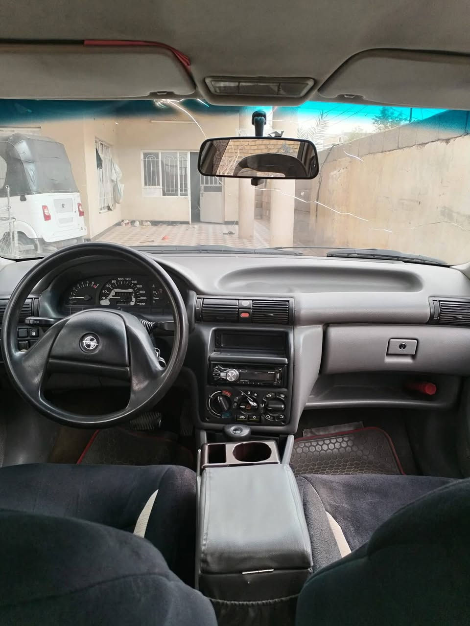 اوبل للبيع سياره بعدها عله وضع الشركه بلاديه لاصبغ ولا ضربه مكينه وكير شرط ترايك وين ميعجبك سياره مال جناي بمعنه الكلمه مامتعوبه بعدها شركه السعر 43 العنوان ديالى بعقوبه ‏‪
‏‪0770 473 6140‬‏
***********
