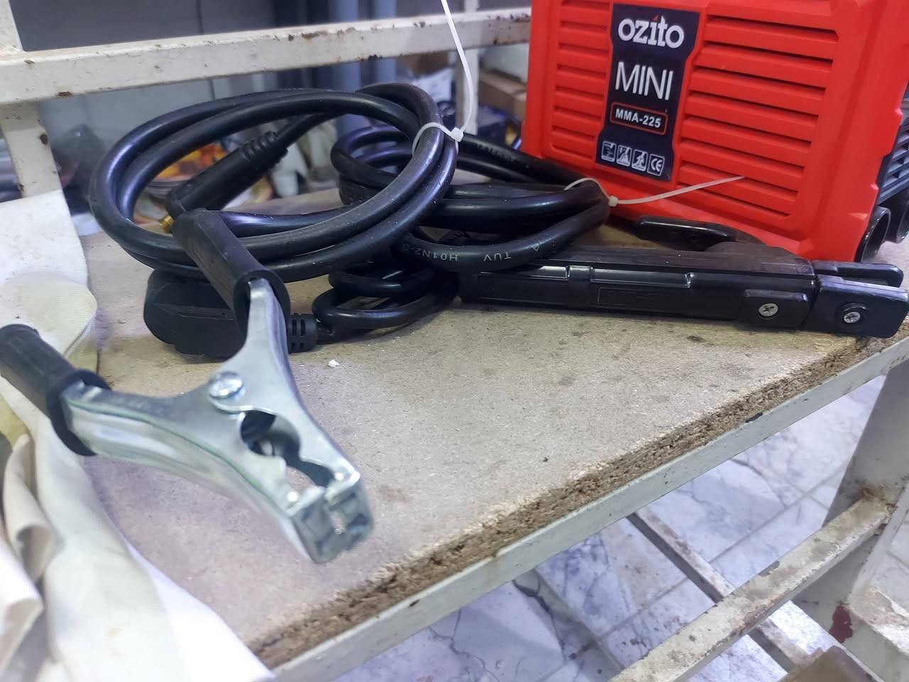 ماكنة لحيم ماركة اوزتو الاسترالية بلكارتون مامستخدمة اغراضهة كاملة ب٧٠ مع التوصيل


**إذا كنت صاحب هذا الإعلان وتريد حذفه لأي سبب، رجاءا أرسل رسالة إلى الدعم الفني**