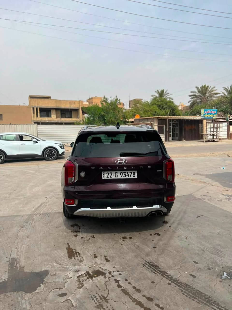 سلام عليكم مكلف بالنشر
هونداي بلسايد 2022 sel

وارد امريكي 

المواصفات: 

المحرك 6 سلندر 3800. 

عداد المسافه 80 

بصمة ابواب + تشغيل عن بعد. 

كامره خلفيه 

حساسات امامي خلفي

المقاعد الاماميه كهرباء + تدفئه

التبريد ثلاث قطع 

التبريد الخلفي تحكم منفصل 

رادار امامي + خلفي 

رادار جانبي نقطة عمياء

6 منافذ usb للشحن 

فتحة سلايت

اشاير مري 

لد نهاري 

سايد بريك بصمة 

فتح الجنطة كهرباء + عن طريق البصمة 

تحديد مسار

اوتو ستوب 

وضعيات قيادة

*وباقي الموصفات المعروفة

حادثها موضح بالصور 

رقم اربيل بأسمي

السعر 265 وبيها مجال 

للاستفسار ***********

مكان السيارة : بغداد-الزعفرانية
