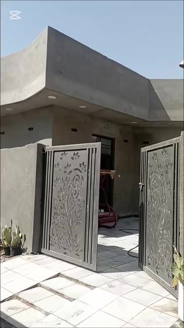 للبيع بيت طابو زراعي باسم المالك
📐 225م – بناء حديث طابوق جمهوري
🔌 واصل ماء وكهرباء
📍 العنوان: وردية خارج – قرب معمل أبو گيرة / شارع التبليط
🚗 فرع 8م مغلق (هدوء وخصوصية)
🏡 جاهز للسكن فوراً
💰 السعر على الخاص
📞 ***********
