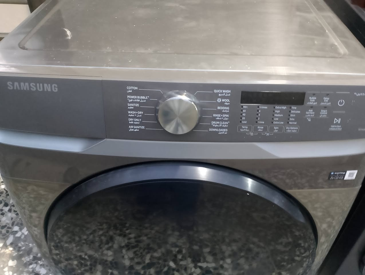 للبيع غسالة سامسونج Samsung AI 20kg أحدث موديل - بحكم الجديدة تماماً 
مستخدمة ساعة واحدة فقط للتجربة (بكامل ملحقاتها ولصقات المصنع).
السعة: غسيل ضخم 20 كيلو / تجفيف حراري 100% سعة 10 كيلو.تعمل بتقنية الذكاء الاصطناعي (AI Control) والفقاعات (EcoBubble).
مزودة بخاصية التعقيم بالبخار (Sanitize) والتعقيم بالهواء (Air Wash). السعر 500000


**إذا كنت صاحب هذا الإعلان وتريد حذفه لأي سبب، رجاءا أرسل رسالة إلى الدعم الفني**