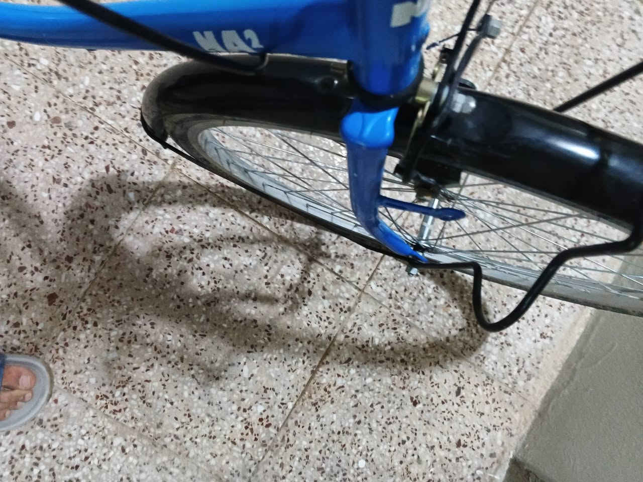 سلام عليكم الباسكل للبيع فقط فقط فقط شرط ماطلع بي للشارع نزلته من الخان وهذه الفيديو م نزلته مديل 22 لاستفسار واتساب ***********
