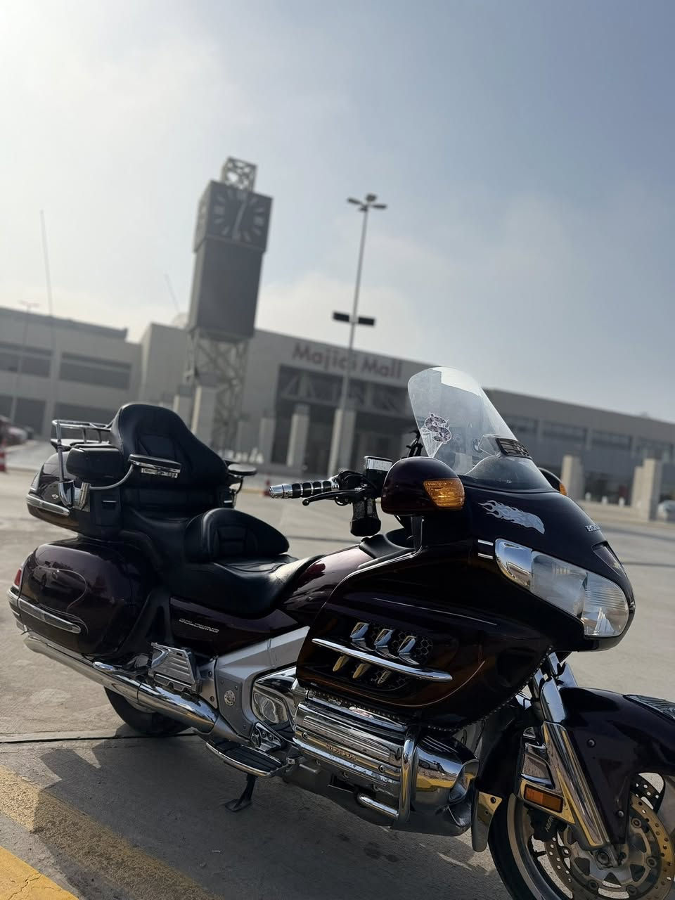 السلام عليكم ورحمه الله
دراجه كولدن ونك موديل 2008 مكاني بغداد 
◼️فوك المديل شاشه جبيره 
◼️ماشيه الدراجه ٦٩ الف 
◼️بدون حادث فقط المرايه الجانبيه صبغ فقط
◼️بدون رقم الدراجه 
◼️كفاله عامه من البجم للبجم 
◼️السعر 83 💲 
◼️رقمي ***********
