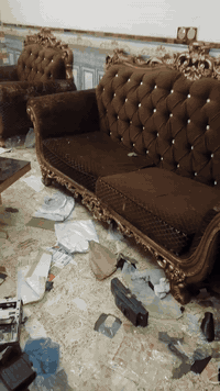 سعر 300.       ***********
